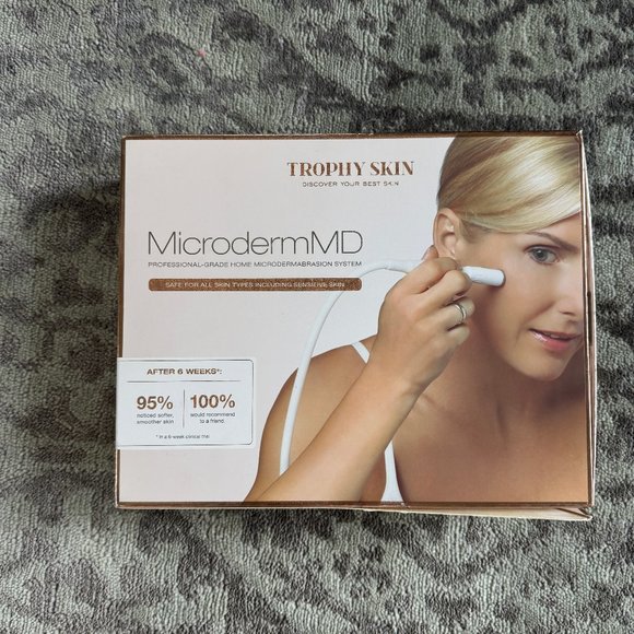 Trophy Skin Microdermabrasion Skin Care System - Picture 1 of 6